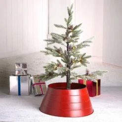 Glitzhome Painted Red Metal Tree Collar - 1103202877 - Christmas Decor -Outlet Hearth And Home Store 74c9048859ef2d6acc1c09d30eea1f27285dbcd4 93430231 3