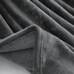 LOIRE HOME Oversized Velvet 50 x 70 Throw - RK-VEL-5070 - Blankets & Bedspreads -Outlet Hearth And Home Store c4e1a8c038a79d578d8f1d3274dfeebc182295e3 490932045 1 scaled